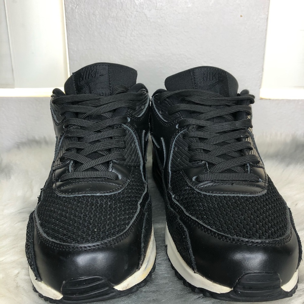 Nike Air Max 90 Leather Size 8 Black Sea Glass